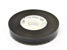 Wir digitalisieren (überspielen) Schmalfilme die auf Bobbys/Spulenkerne aufgewickelt sind. Wir digitalisieren (überspielen) Schmalfilme die auf Bobbys/Spulenkerne aufgewickelt sind.