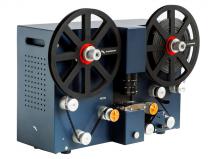 Wir digitalisieren (überspielen) ihre Schmalfilme im Format 8 mm mit dem Filmscanner Pictor der Firma Filmfabriek. Wir digitalisieren (überspielen) ihre Schmalfilme im Format 8 mm mit dem Filmscanner Pictor der Firma Filmfabriek.