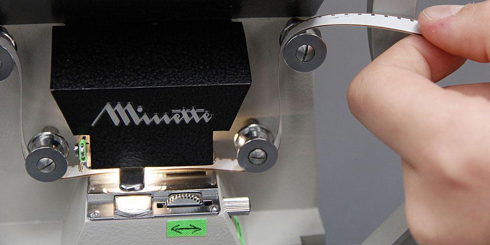 Film einfädeln Film einfädeln