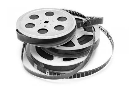 Wir überspielen (digitalisieren) ihre Schmalfilme "Super 8", 9,5 mm und 16 mm. Wir überspielen (digitalisieren) ihre Schmalfilme "Super 8", 9,5 mm und 16 mm.